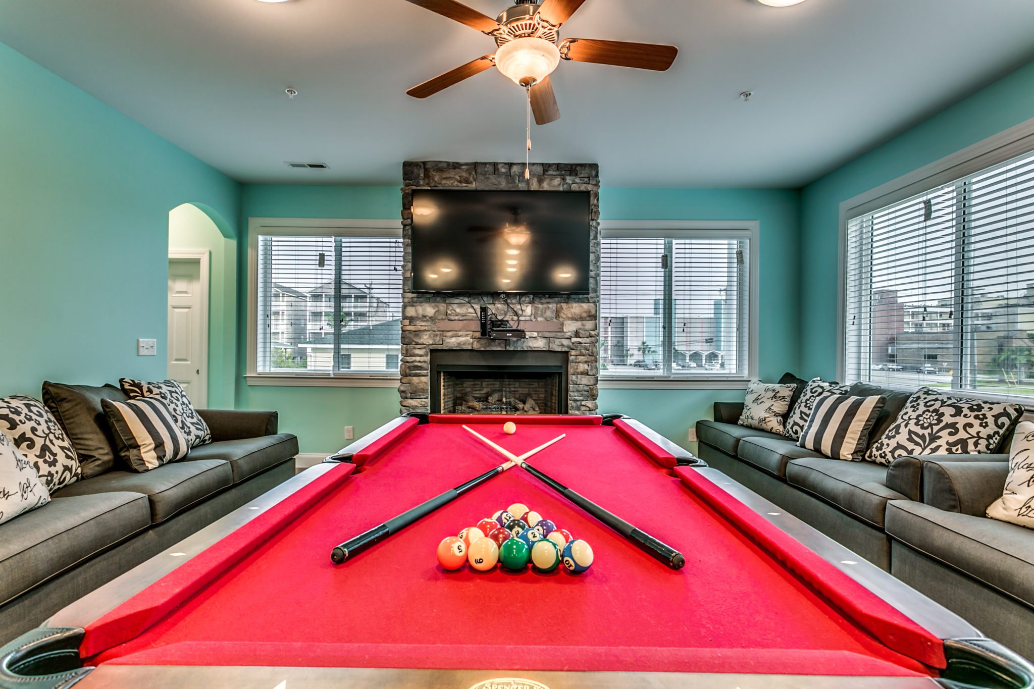 225 20th Ave game room with pool table.