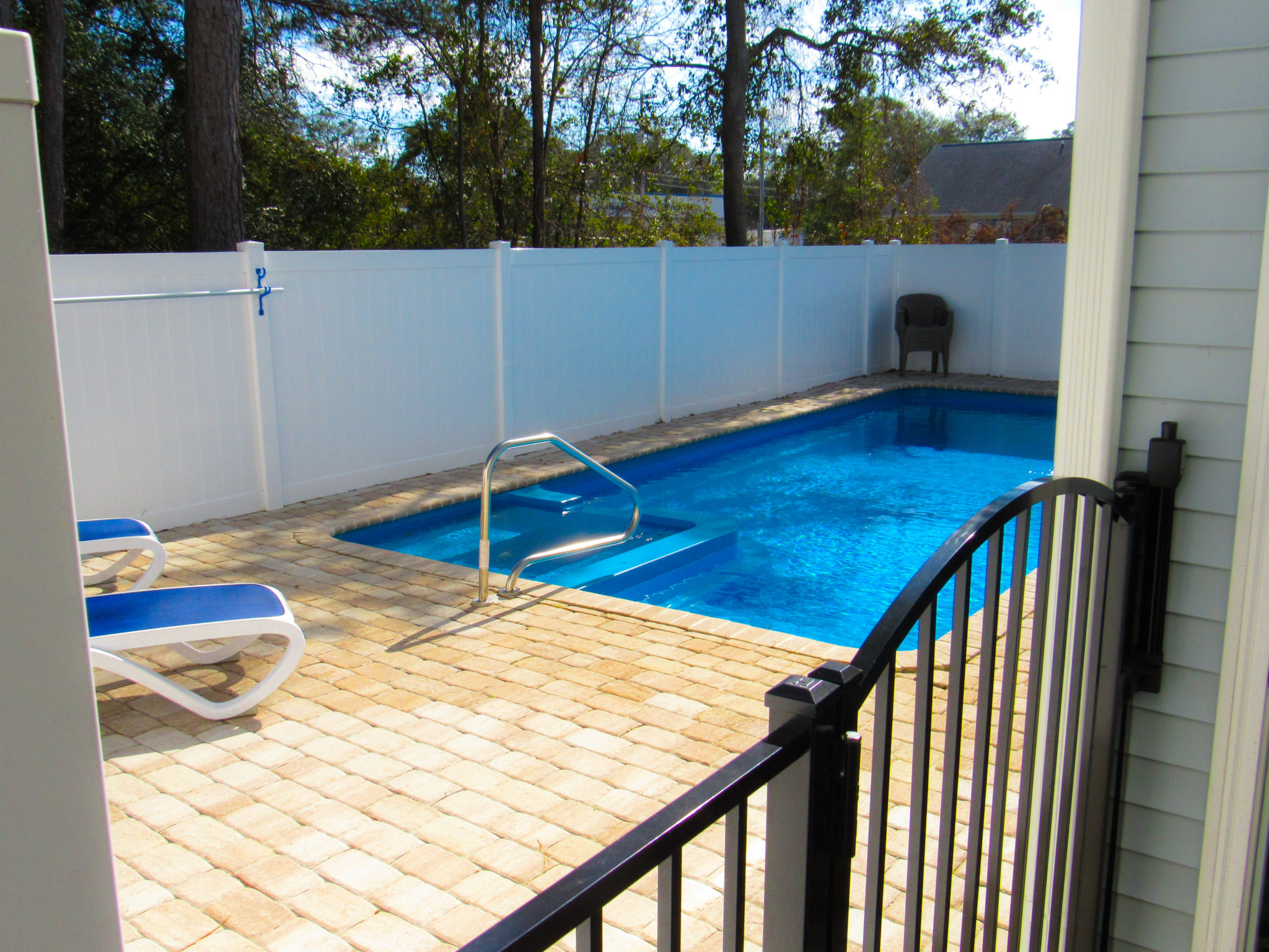 1022 Hunter Ave Outdoor pool