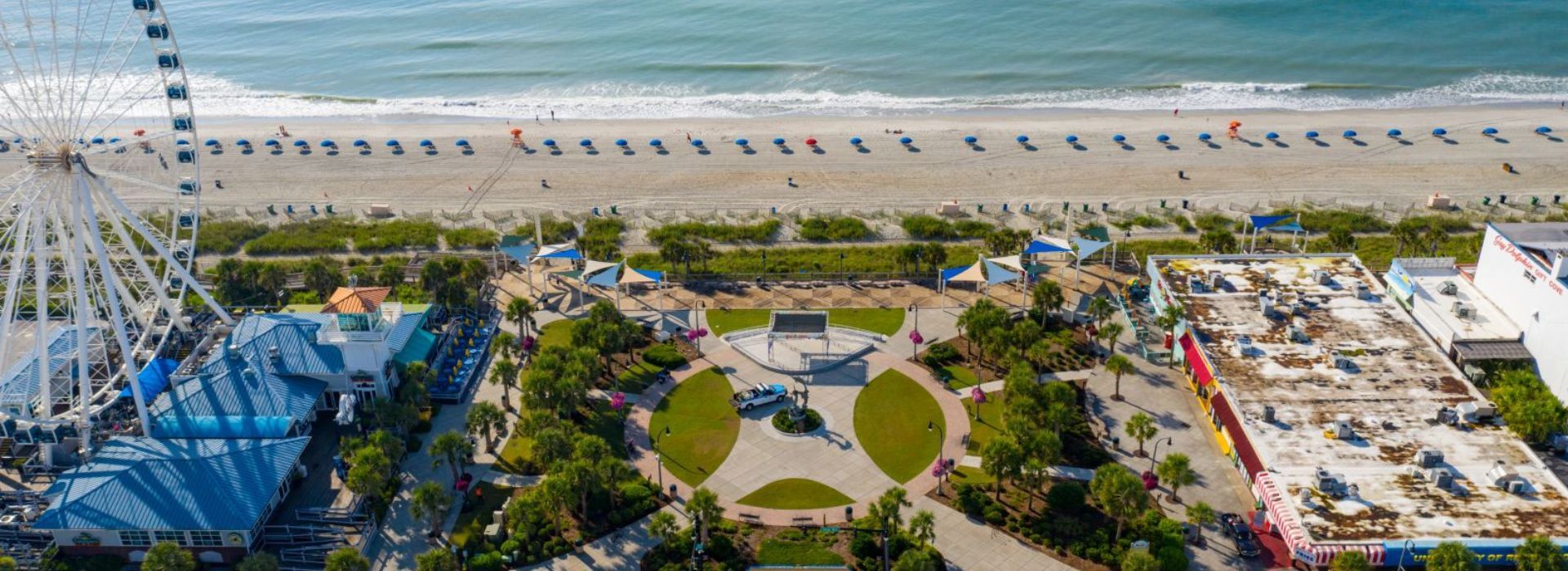 What Restaurants in Myrtle Beach Are Best for Large Groups? Feature Image